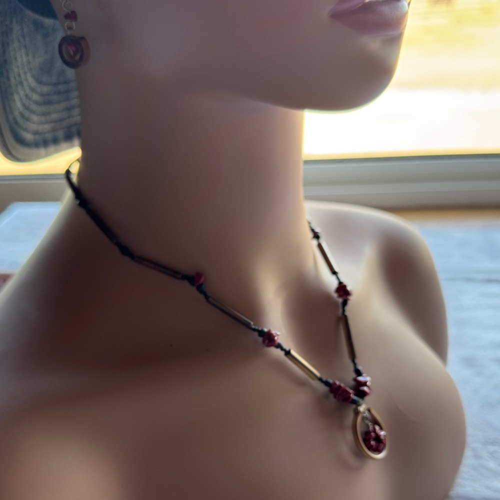 Handcrafted Red Flower Pendant Necklace and Earrings Set - Picture 2 of 4